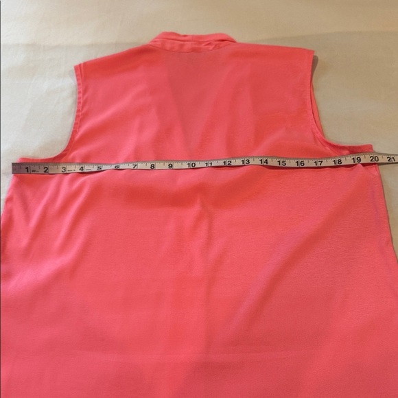 Le Chateau Top Blouse Vibrant Pink V Neck Sleeveless Women's Size L - Picture 7 of 10